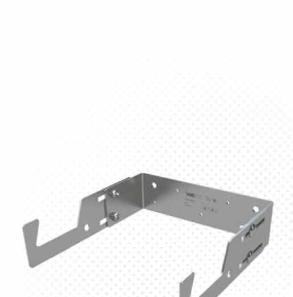 Eine metallische Wandhalterung fuer Leitern zur Sicherung des Leiterkopfs.